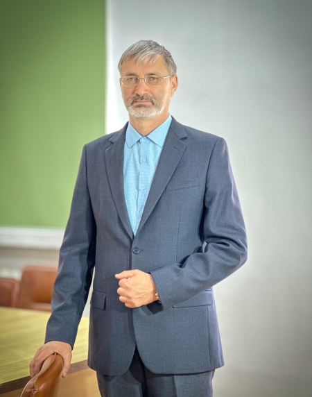 Гладинов Алексей Николаевич